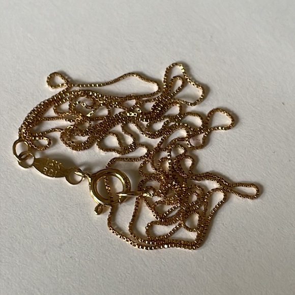 Solid 14K Yellow Gold Box Link Necklace Neck Chain - Picture 11 of 11